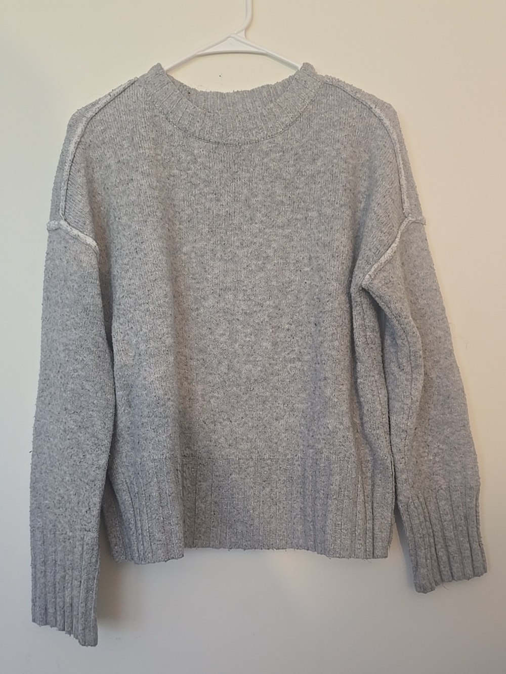 Gray Crewneck Women’s Sweater - Casual Knit